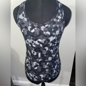 Athleta Womens Triangular Print Chi Tank Size XS Black EUC more info available